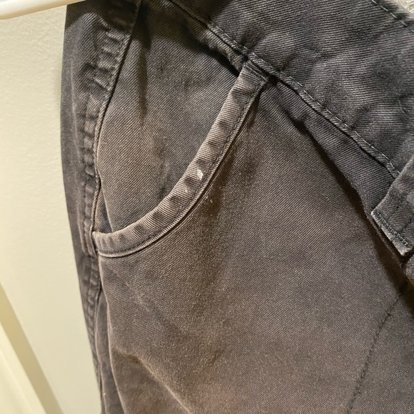 Dickies Women’s Relaxed Fit Straight Leg Cargo Pants - Picture 7 of 7